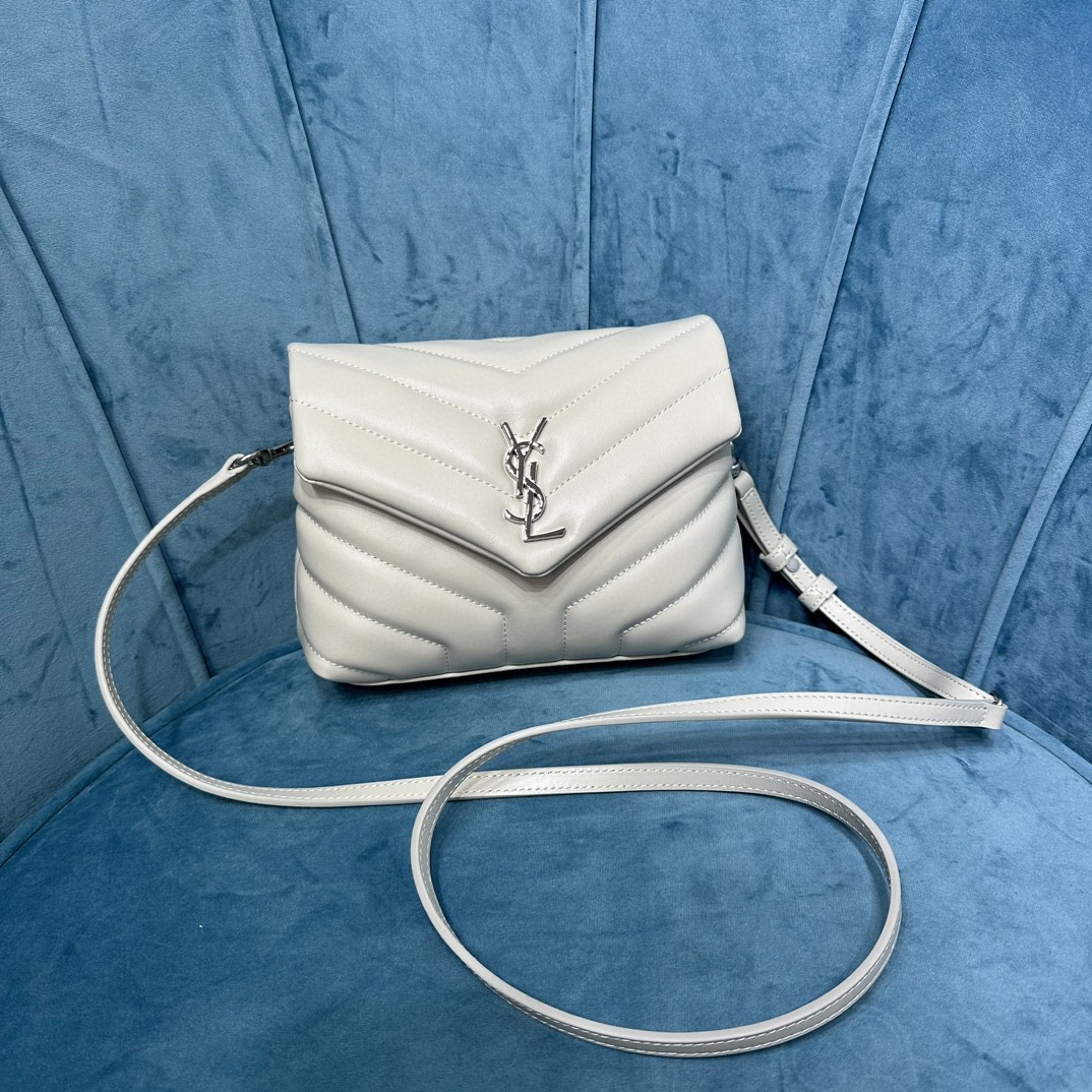 YSL LOULOU TOY