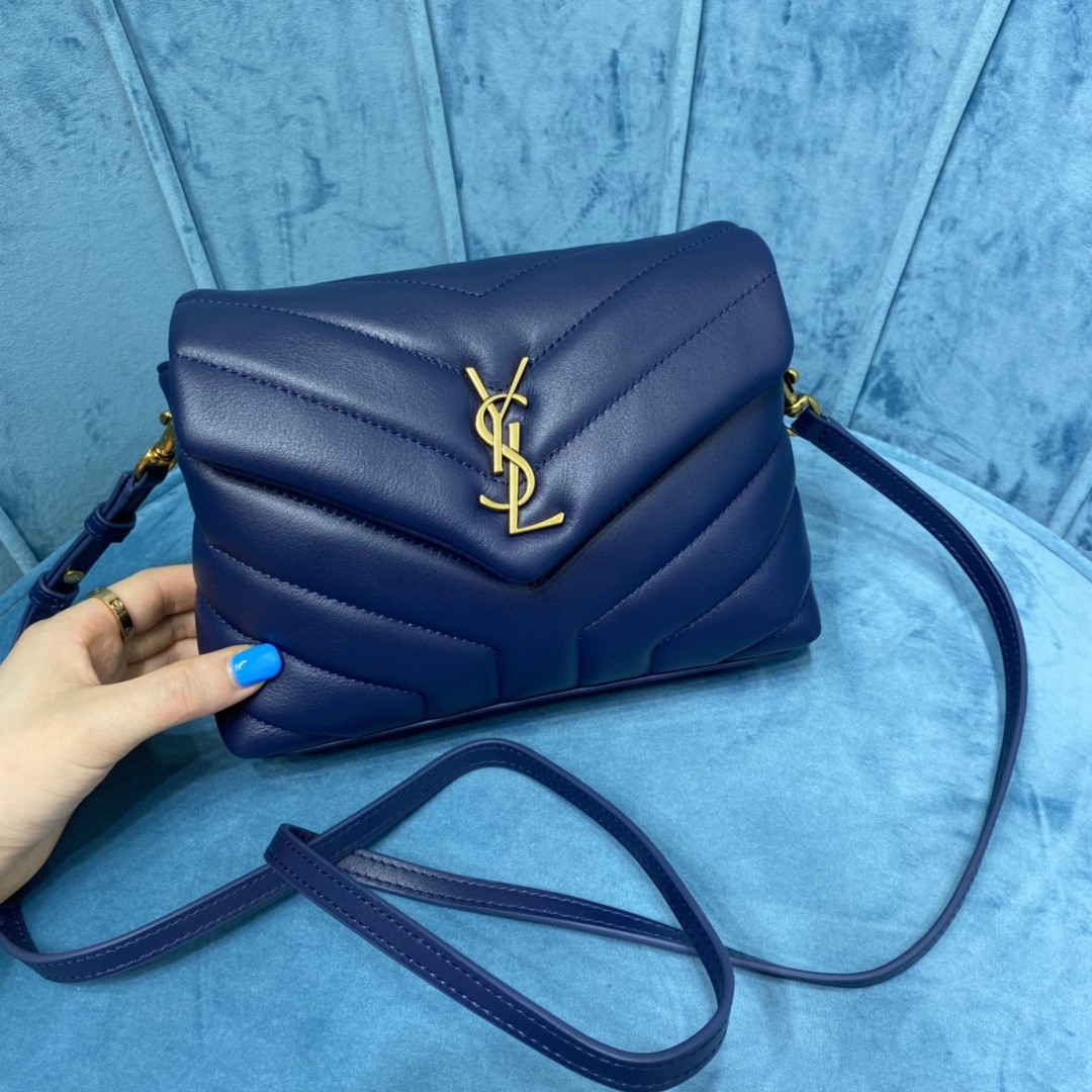 YSL LOULOU TOY