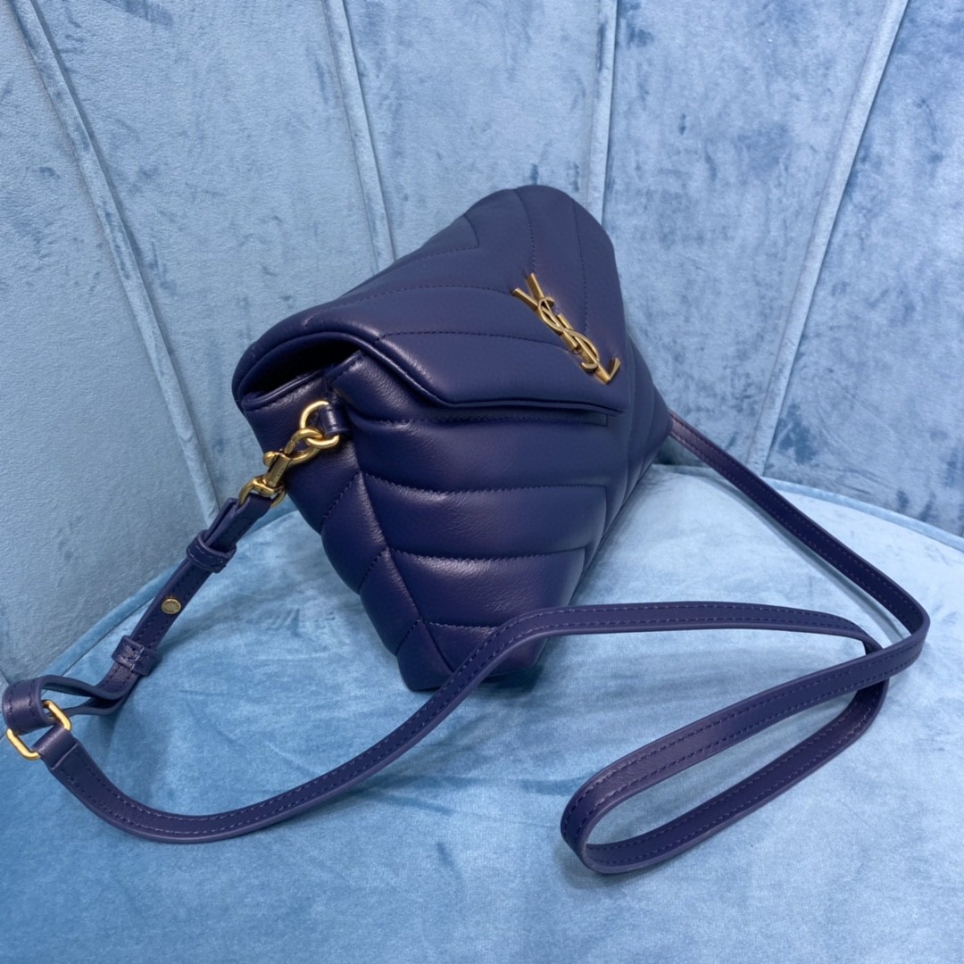YSL LOULOU TOY