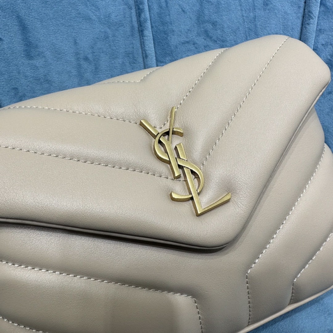 YSL LOULOU TOY