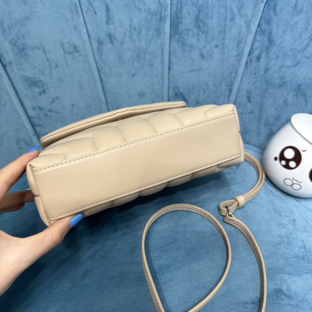 YSL LOULOU TOY