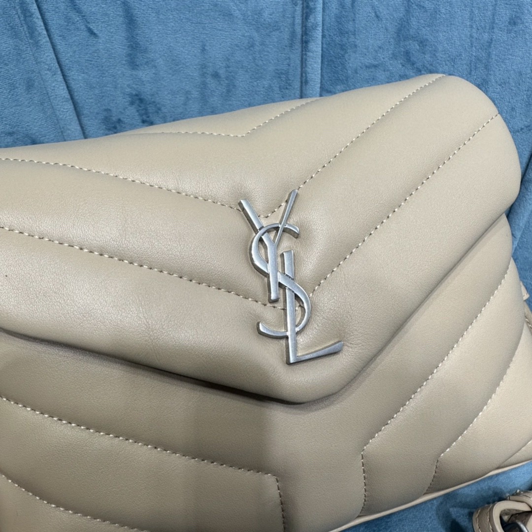 YSL LOULOU TOY