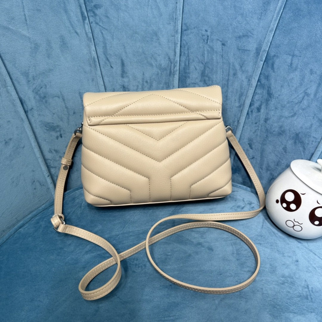 YSL LOULOU TOY