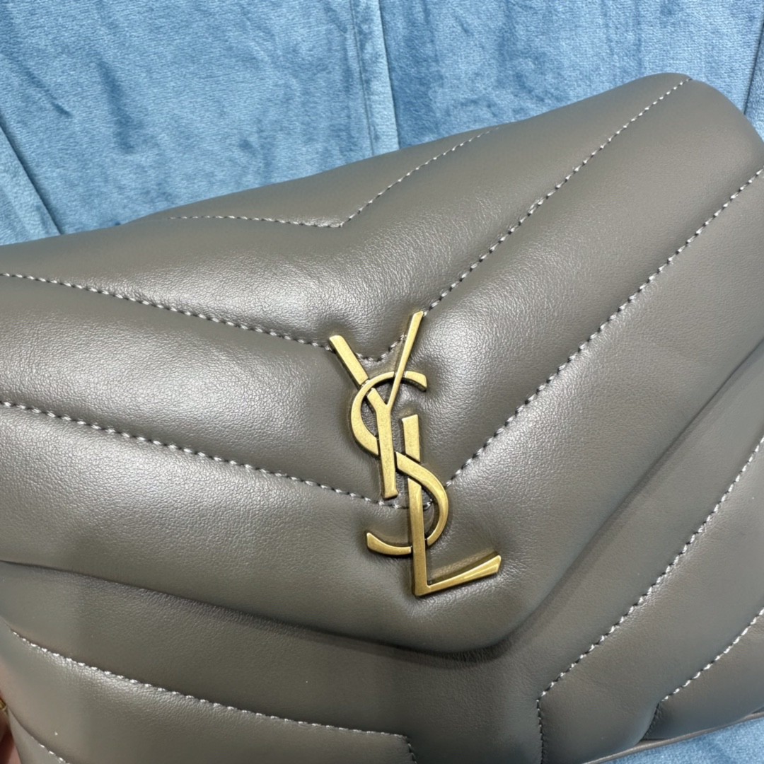 YSL LOULOU TOY