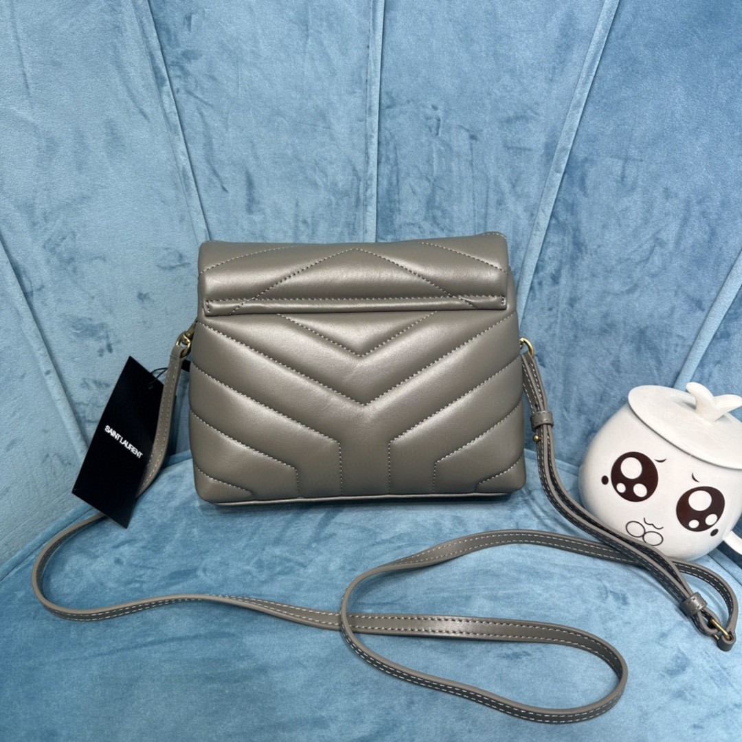 YSL LOULOU TOY