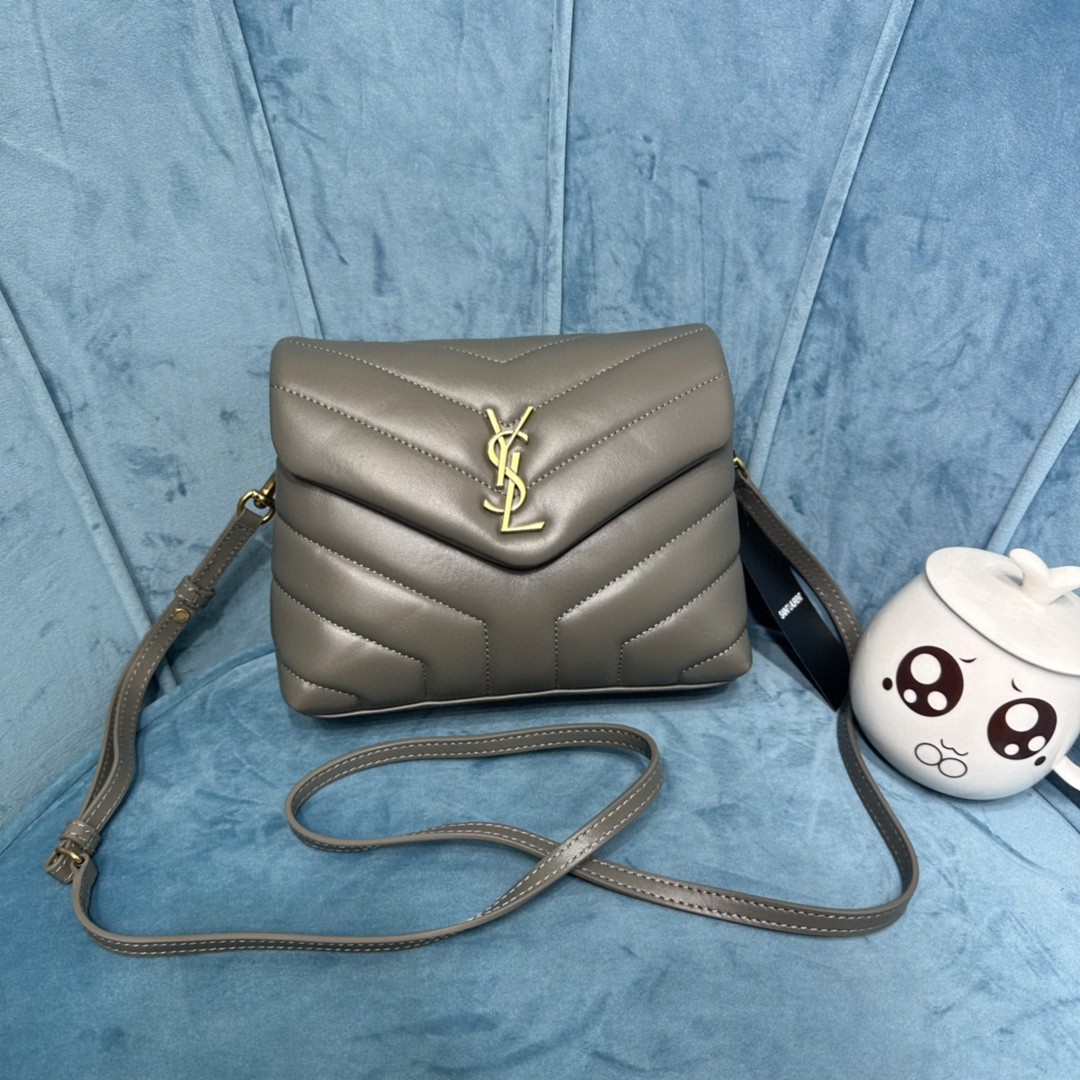 YSL LOULOU TOY