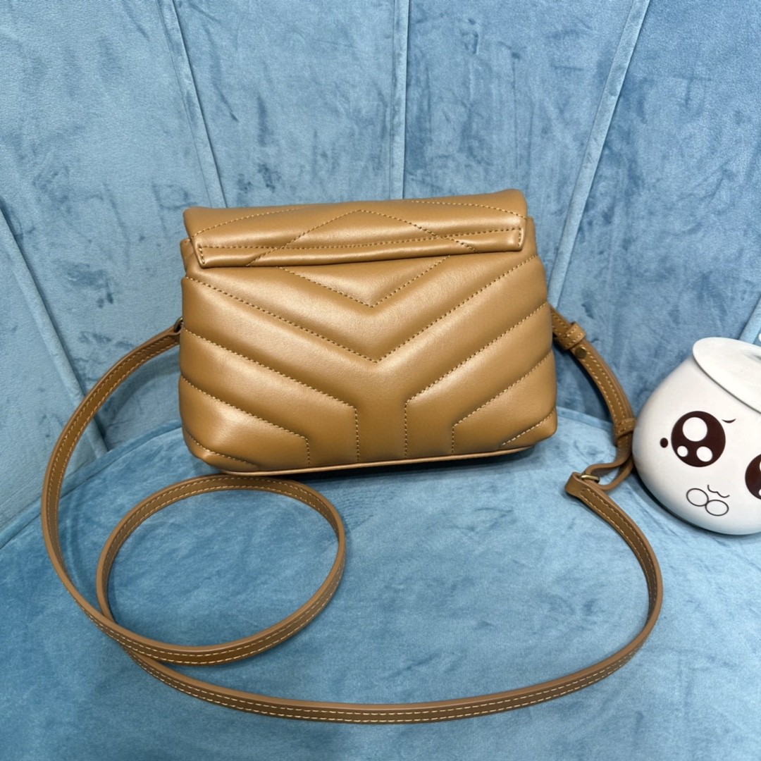 YSL LOULOU TOY