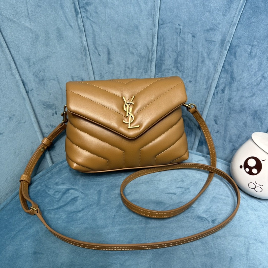 YSL LOULOU TOY