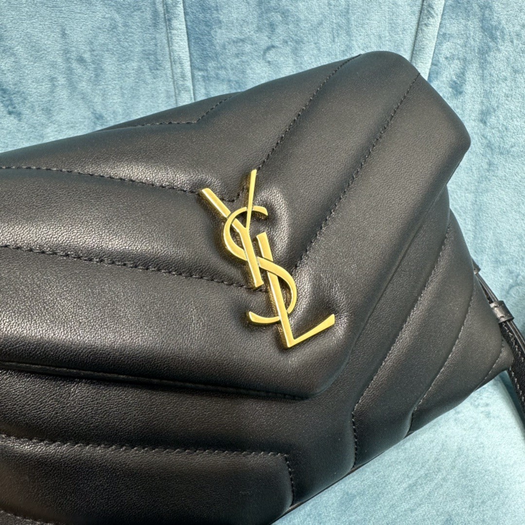 YSL LOULOU TOY