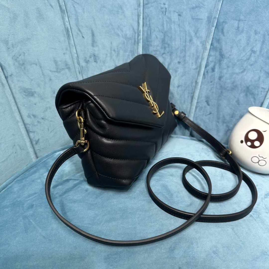 YSL LOULOU TOY