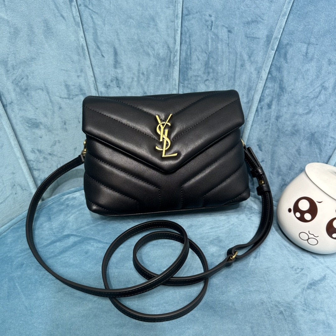 YSL LOULOU TOY