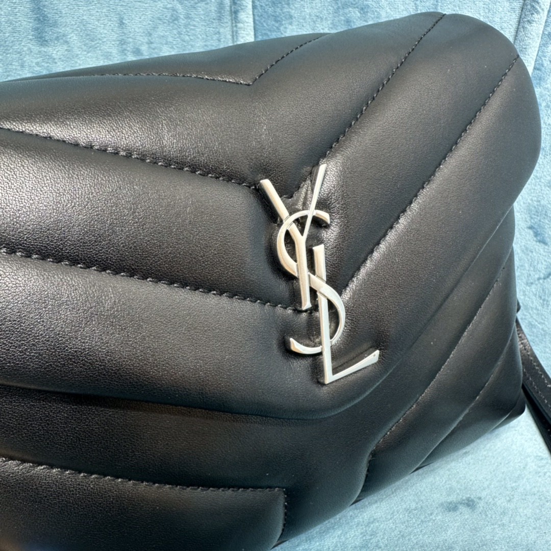 YSL LOULOU TOY