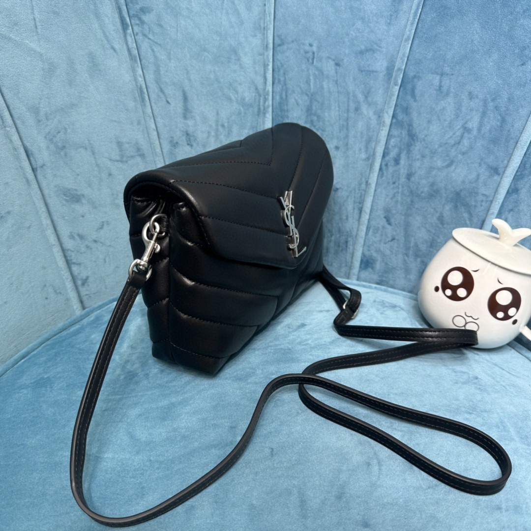 YSL LOULOU TOY