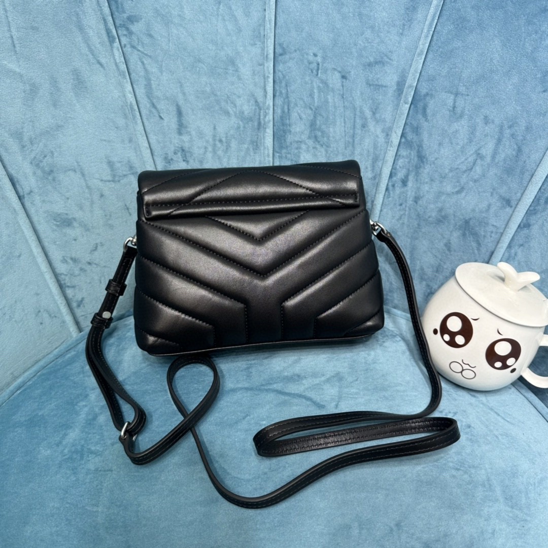 YSL LOULOU TOY