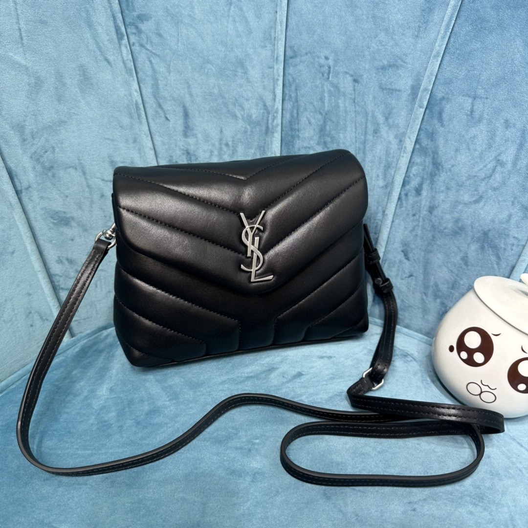 YSL LOULOU TOY