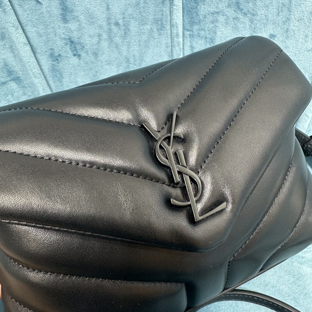 YSL LOULOU TOY