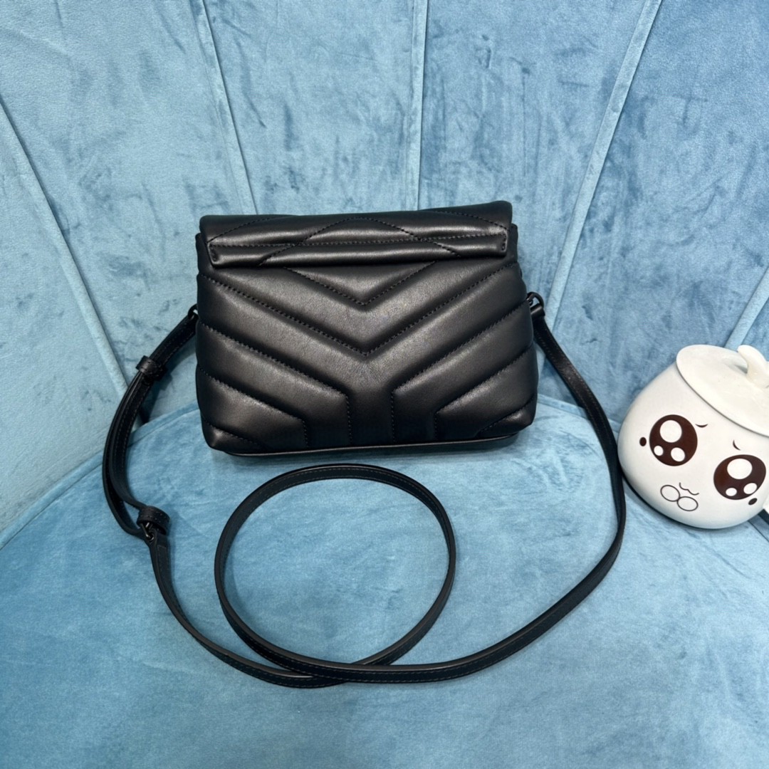 YSL LOULOU TOY