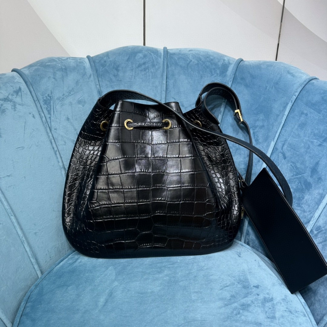 YSL PARIS VII LARGE FLAT HOBO BAG