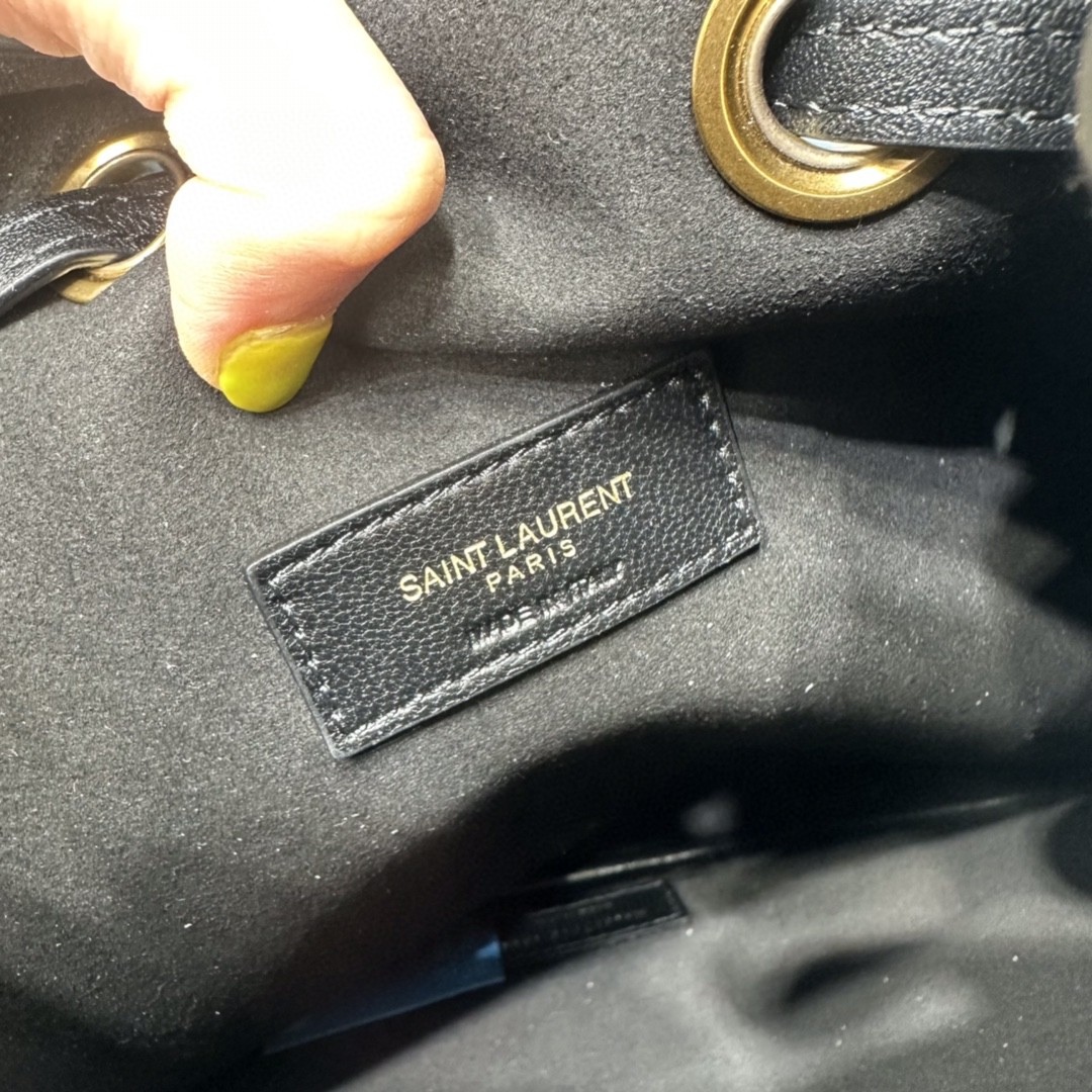 YSL PARIS VII MEDIUM HOBO BAG