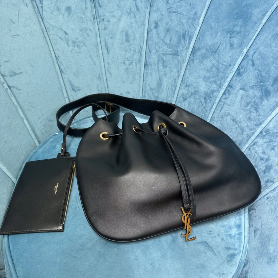 YSL PARIS VII MEDIUM HOBO BAG