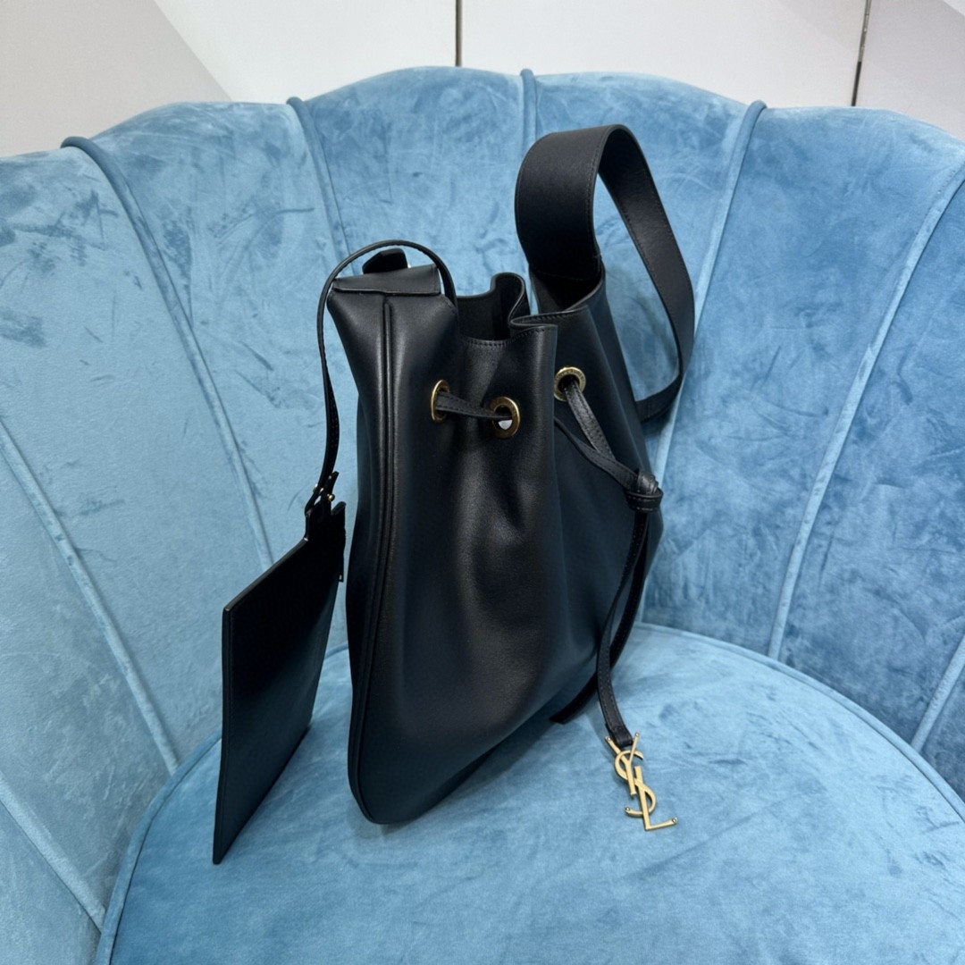 YSL PARIS VII MEDIUM HOBO BAG