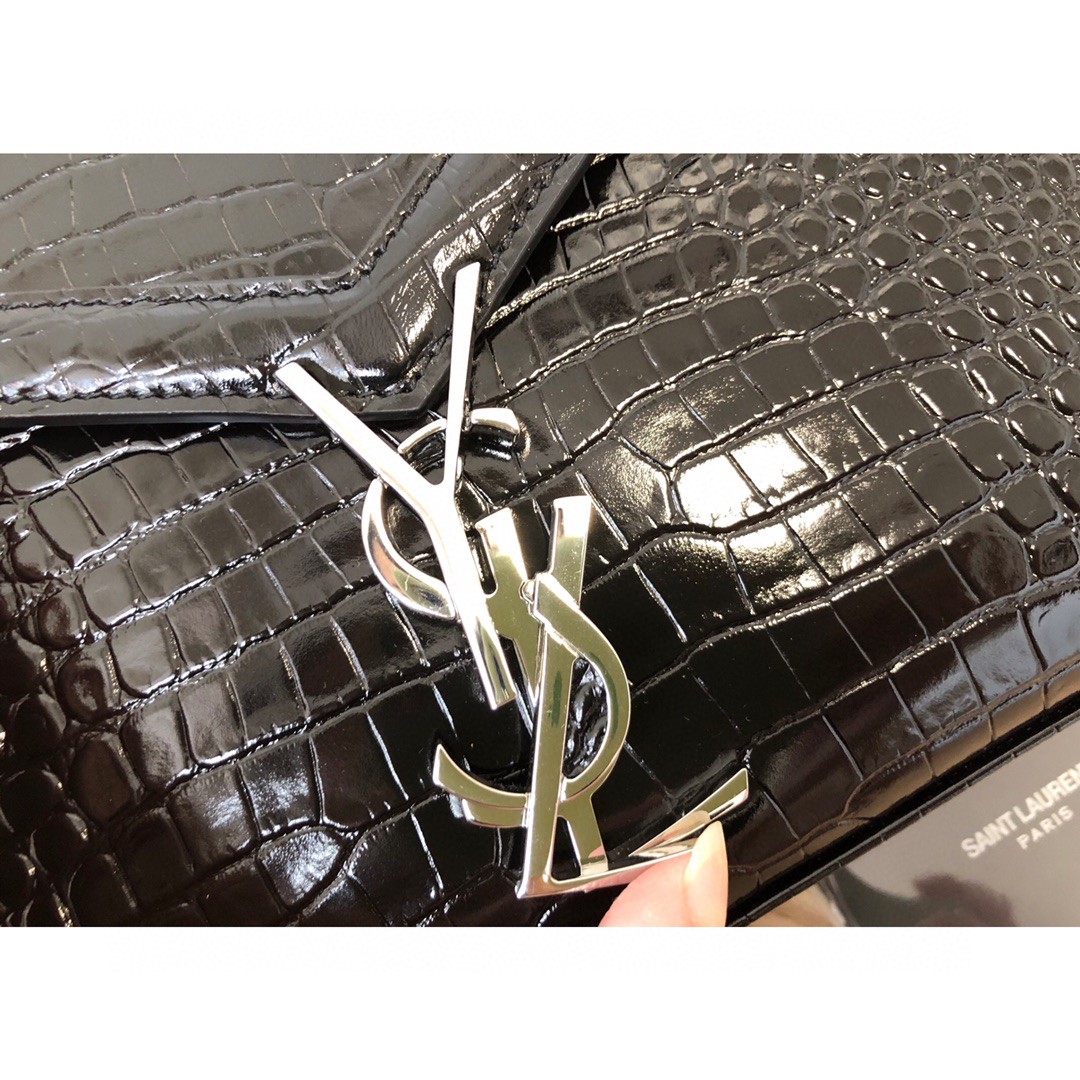 YSL Cassandra
