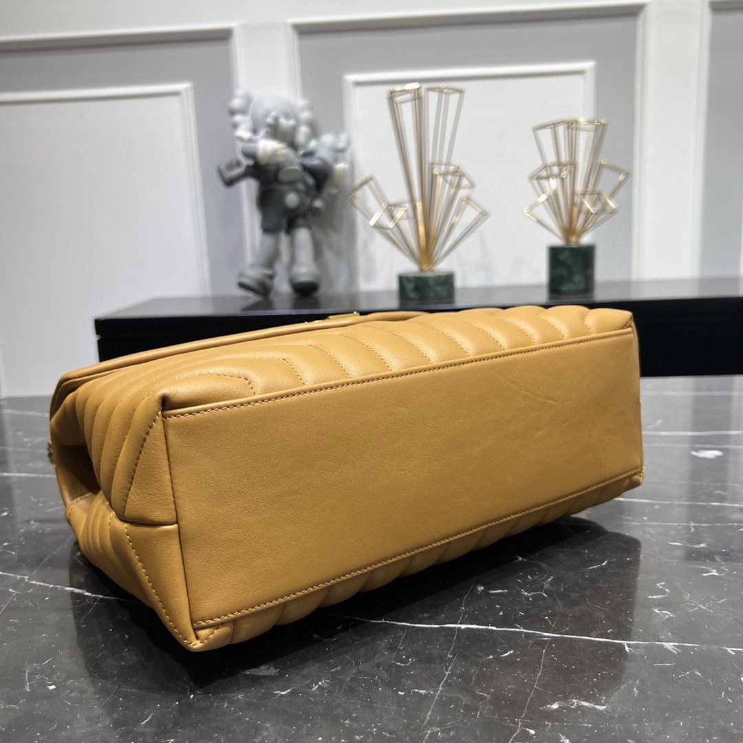 YSL LOULOU MEDIUM IN QUILTED LEATHER