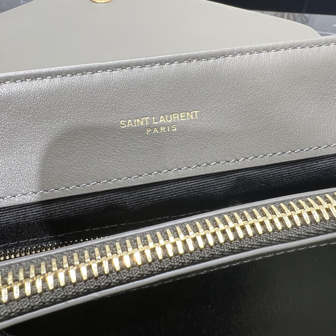 LOULOU MEDIUM IN QUILTED LEATHER