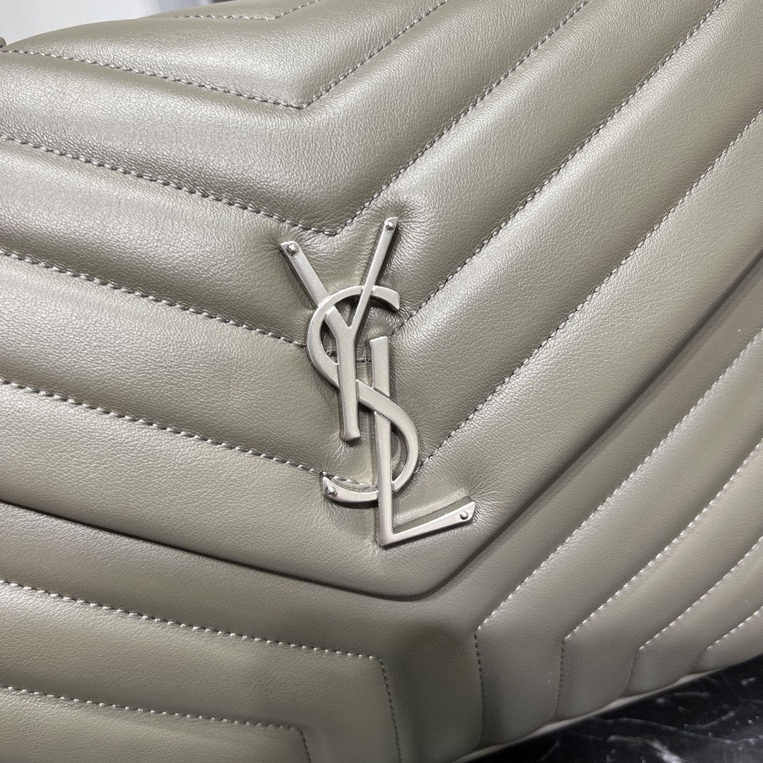 LOULOU MEDIUM IN QUILTED LEATHER