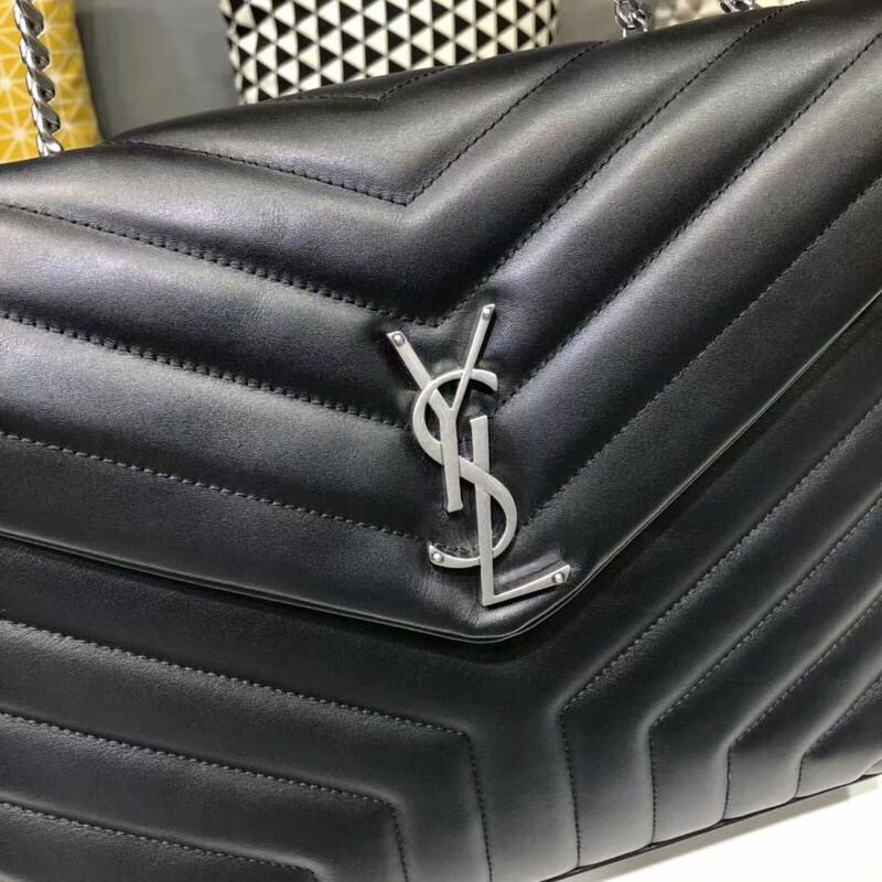 LOULOU MEDIUM IN QUILTED LEATHER