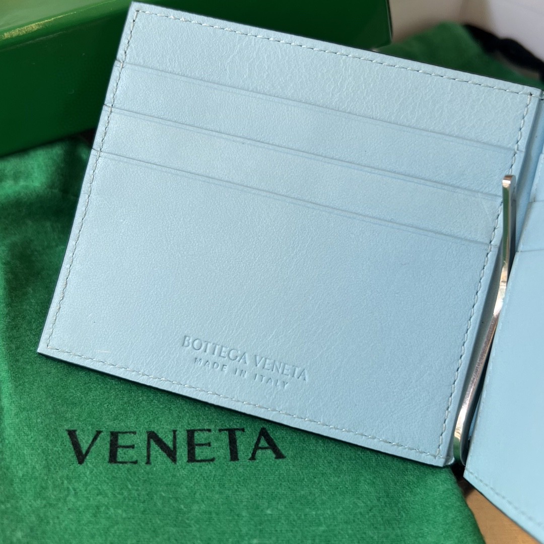 bo*te*ga Ve*ne*ta bv intrecciato bill clip wallet
