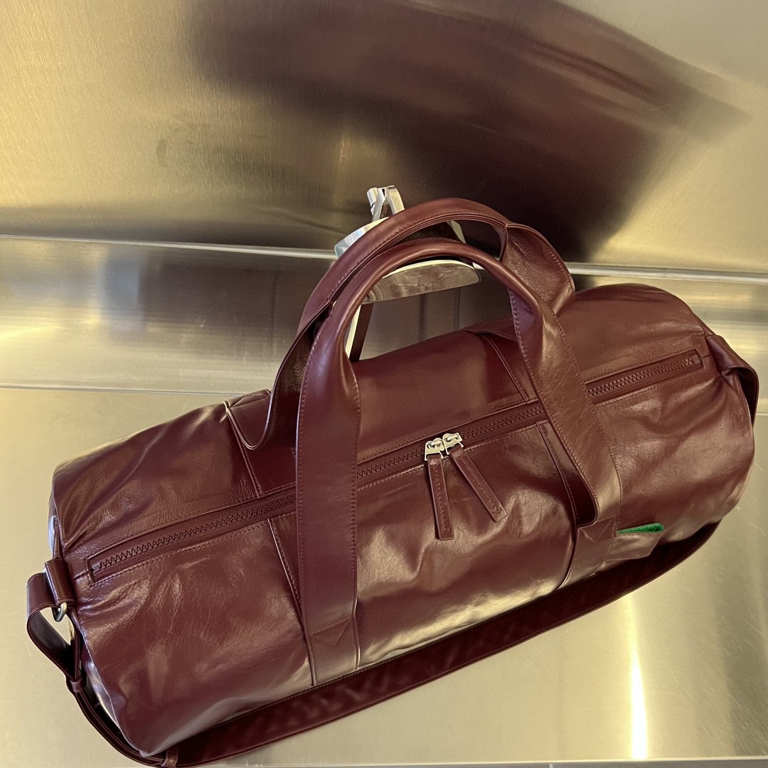 bo*te*ga Ve*ne*ta bv gym bag