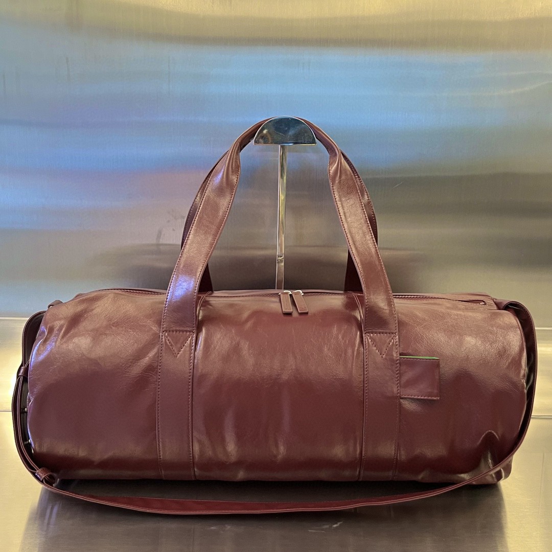 bo*te*ga Ve*ne*ta bv gym bag