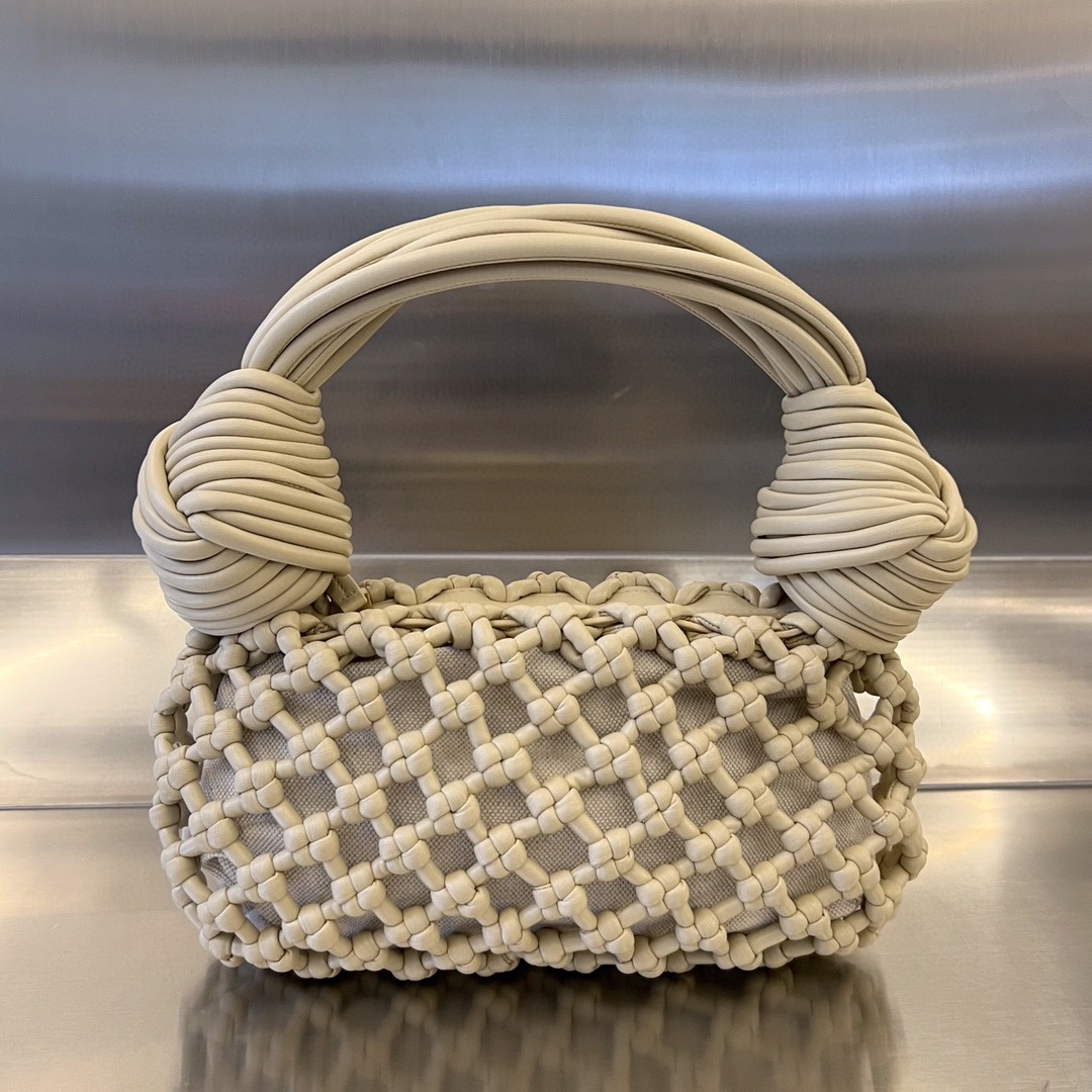 bo*te*ga Ve*ne*ta bv double knot top handle bag