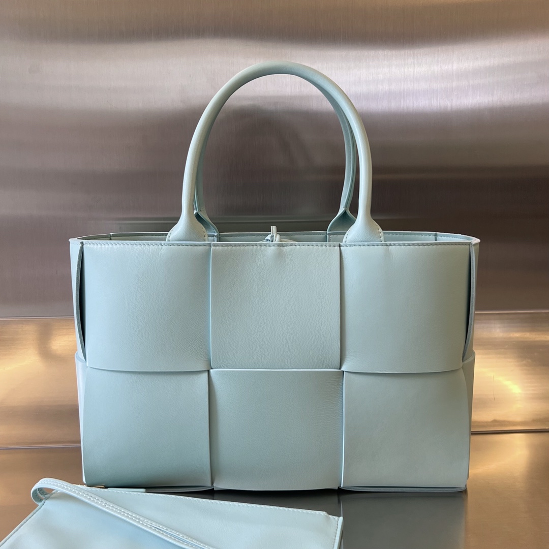 bo*te*ga Ve*ne*ta bv small arco tote bag