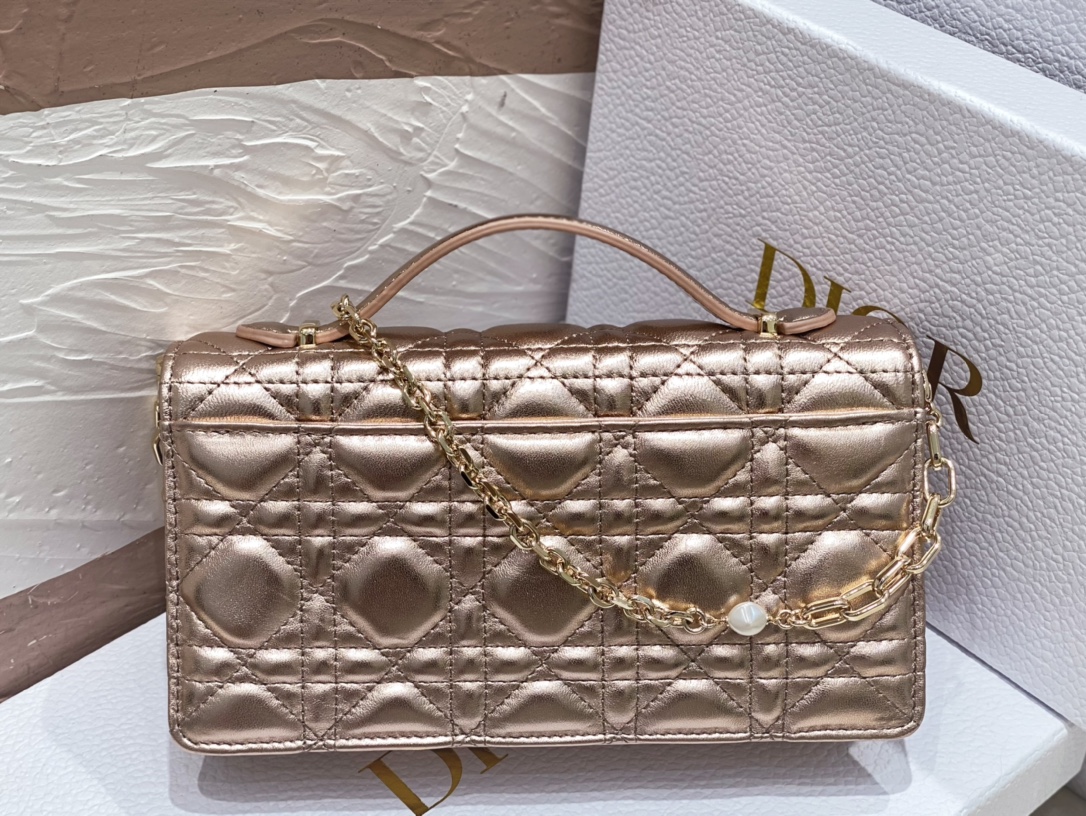 mini miss D*or bag