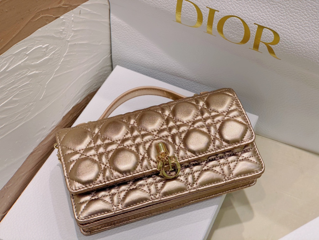 mini miss D*or bag