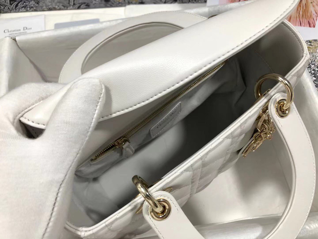 medium lady D*or bag