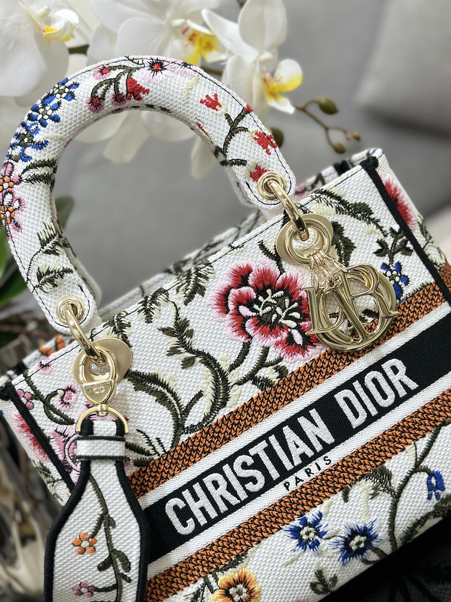 D*or medium lady d-lite bag