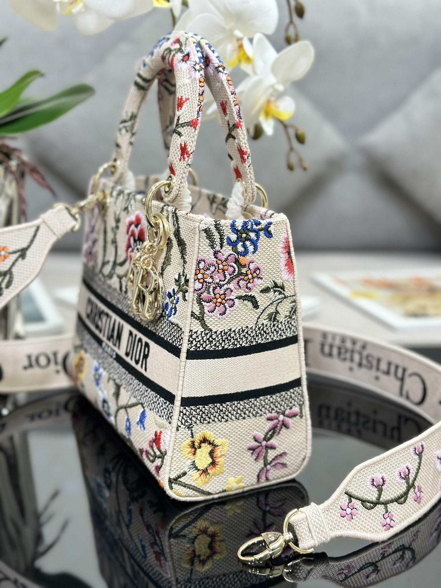 D*or medium lady d-lite bag