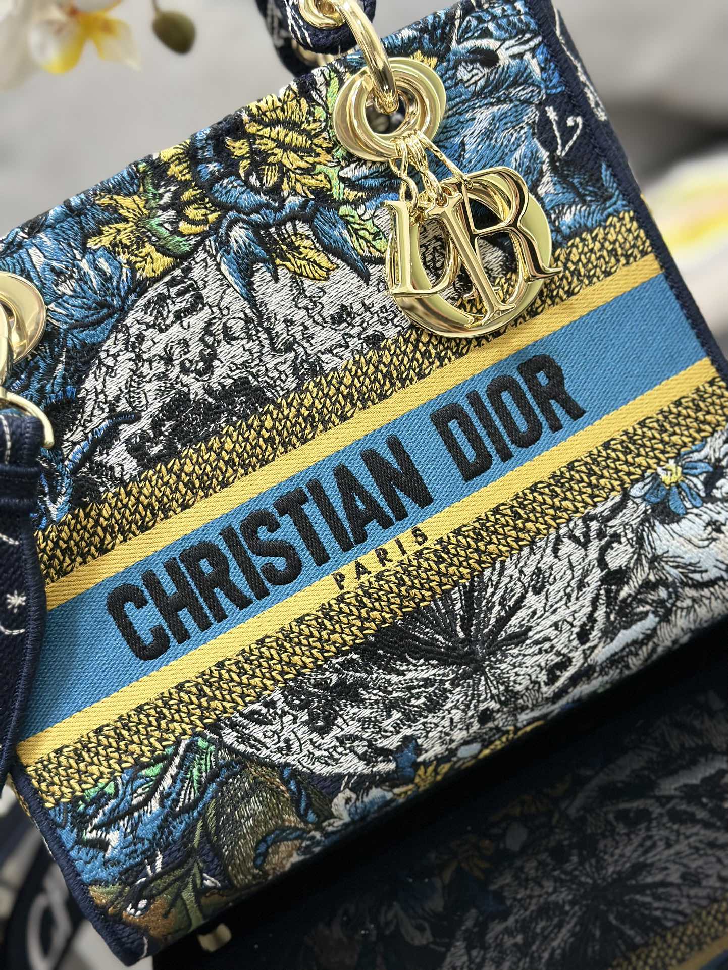 D*or medium lady d-lite bag