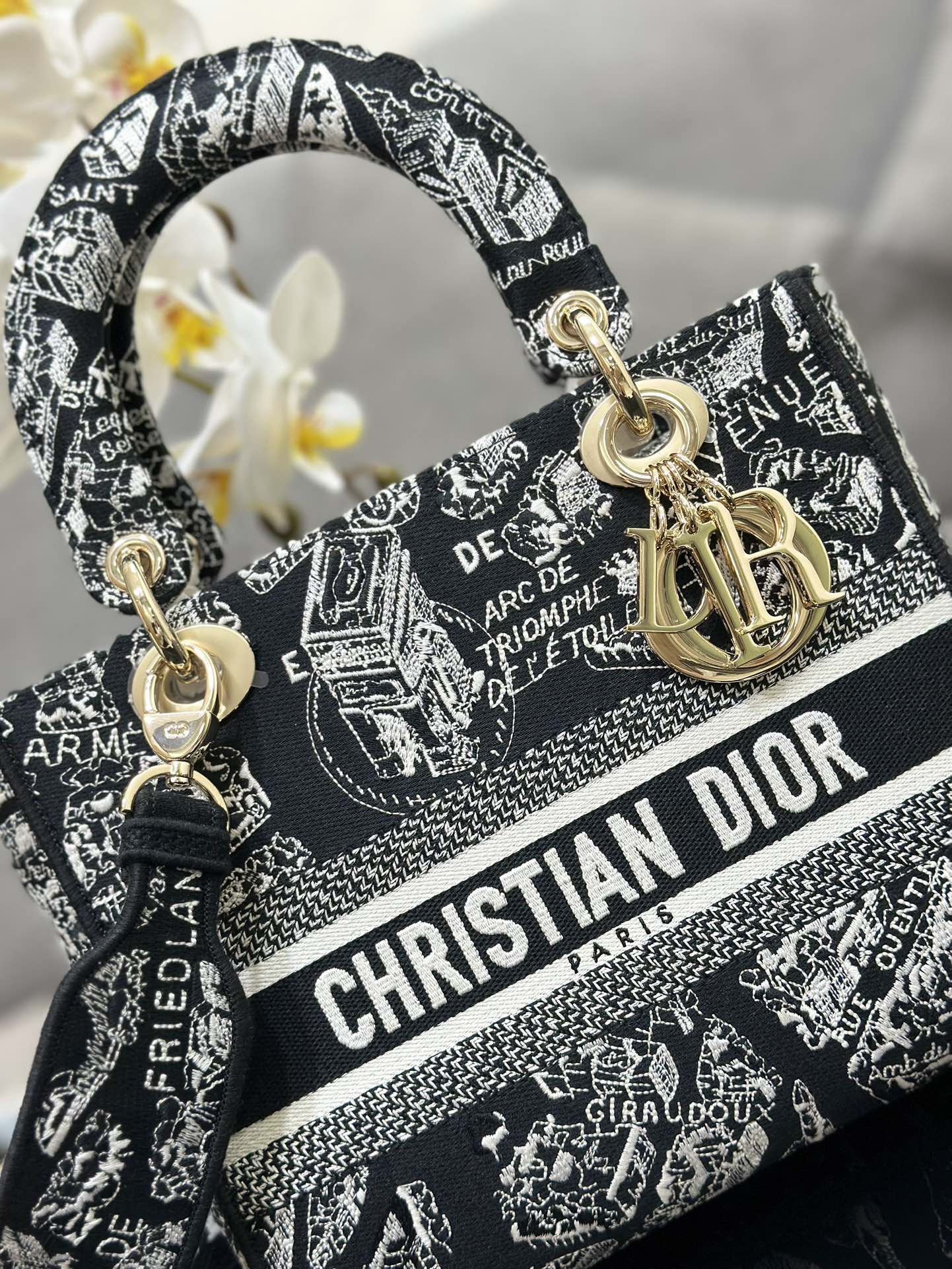 D*or medium lady d-lite bag