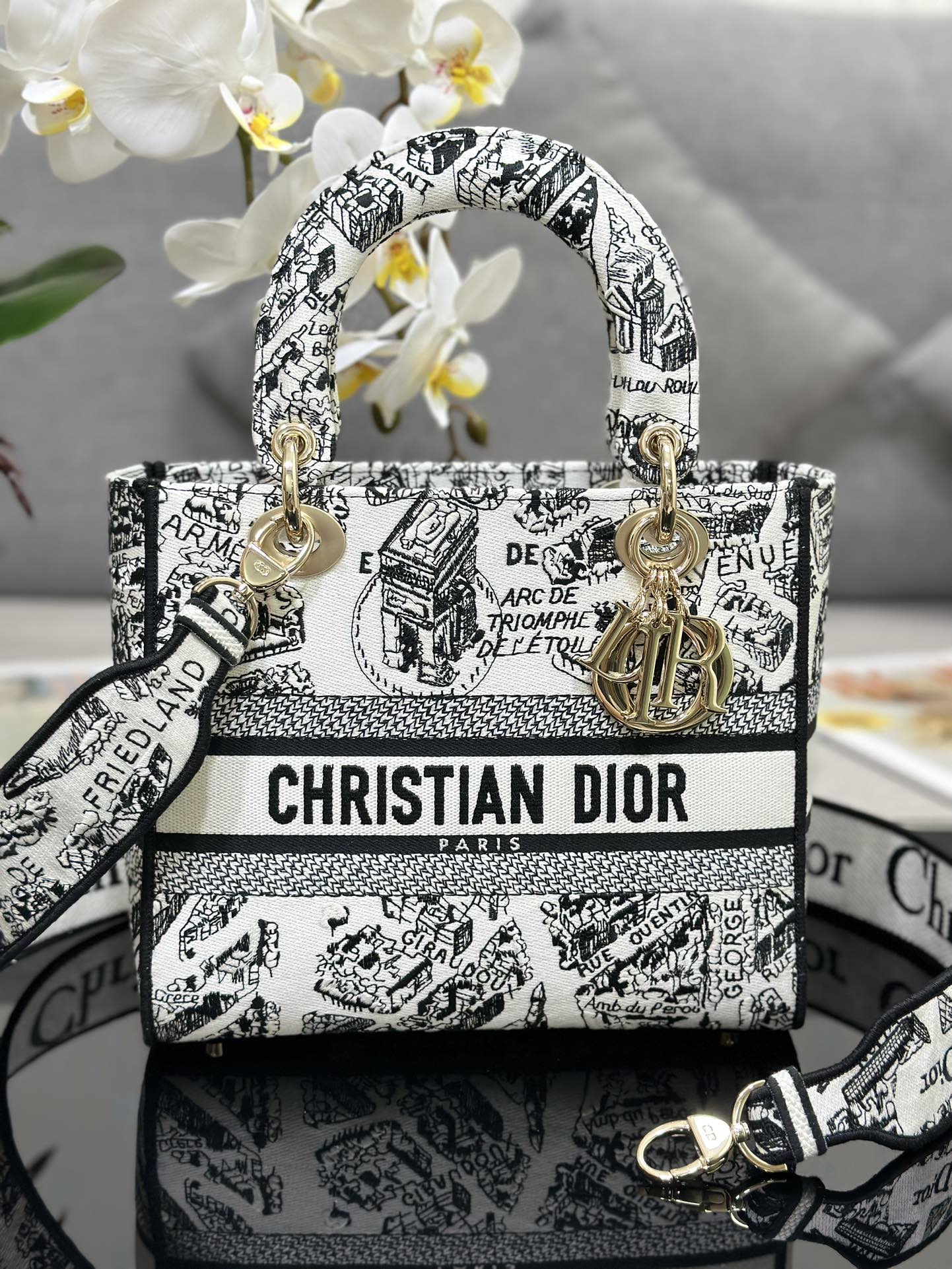 D*or medium lady d-lite bag