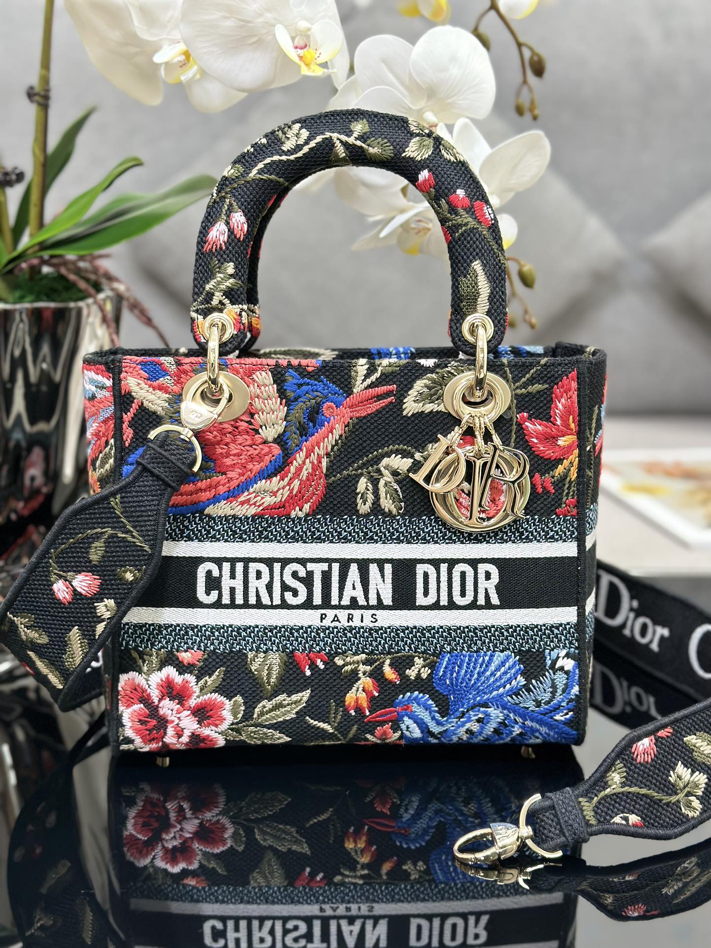 D*or medium lady d-lite bag