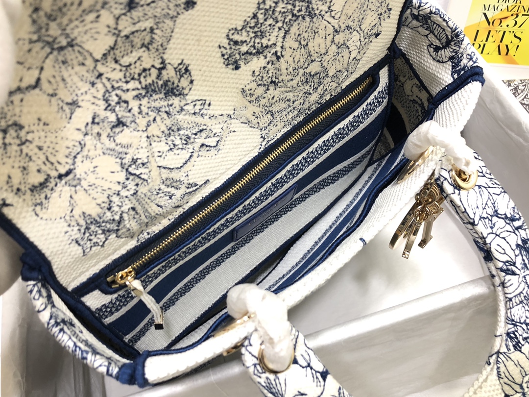D*or medium lady d-lite bag