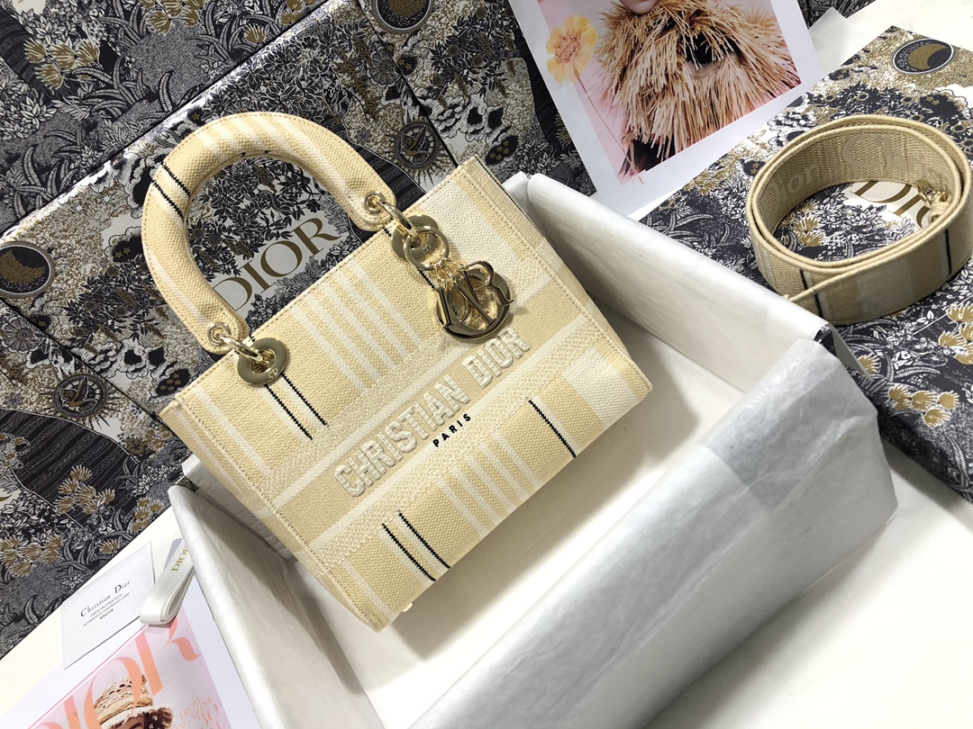 D*or medium lady d-lite bag