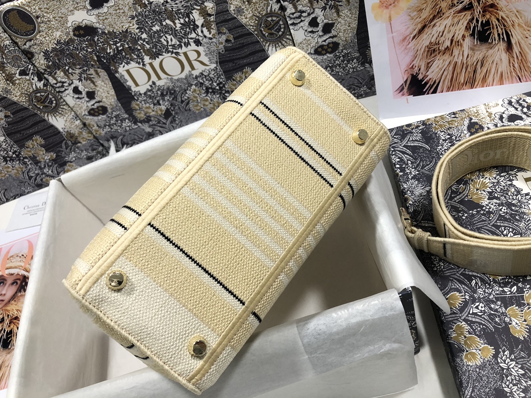 D*or medium lady d-lite bag