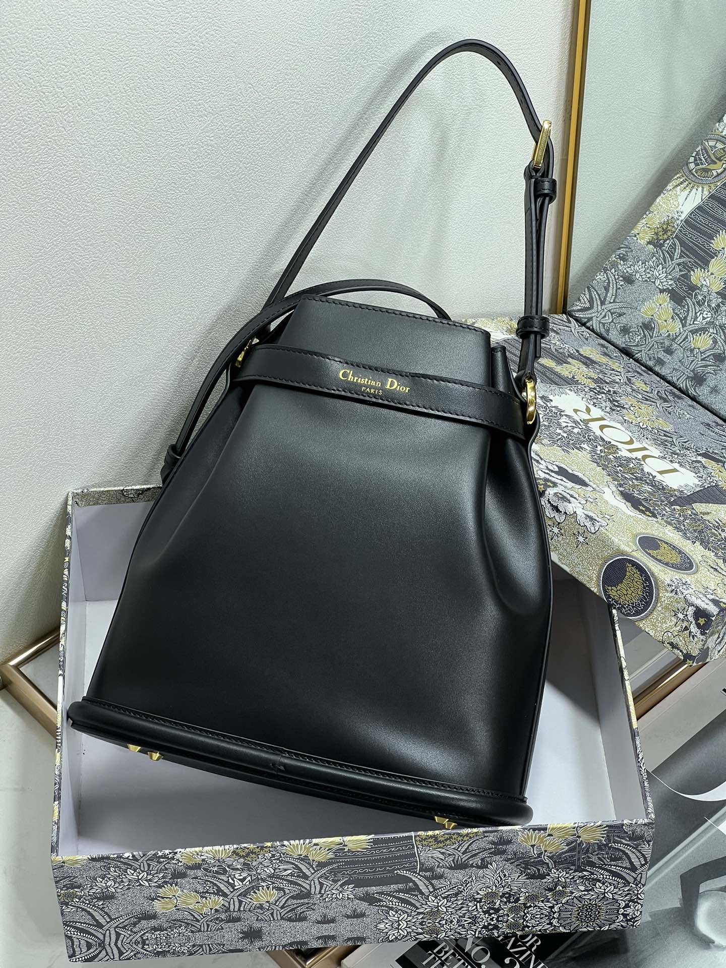 medium c’est D*or bag
