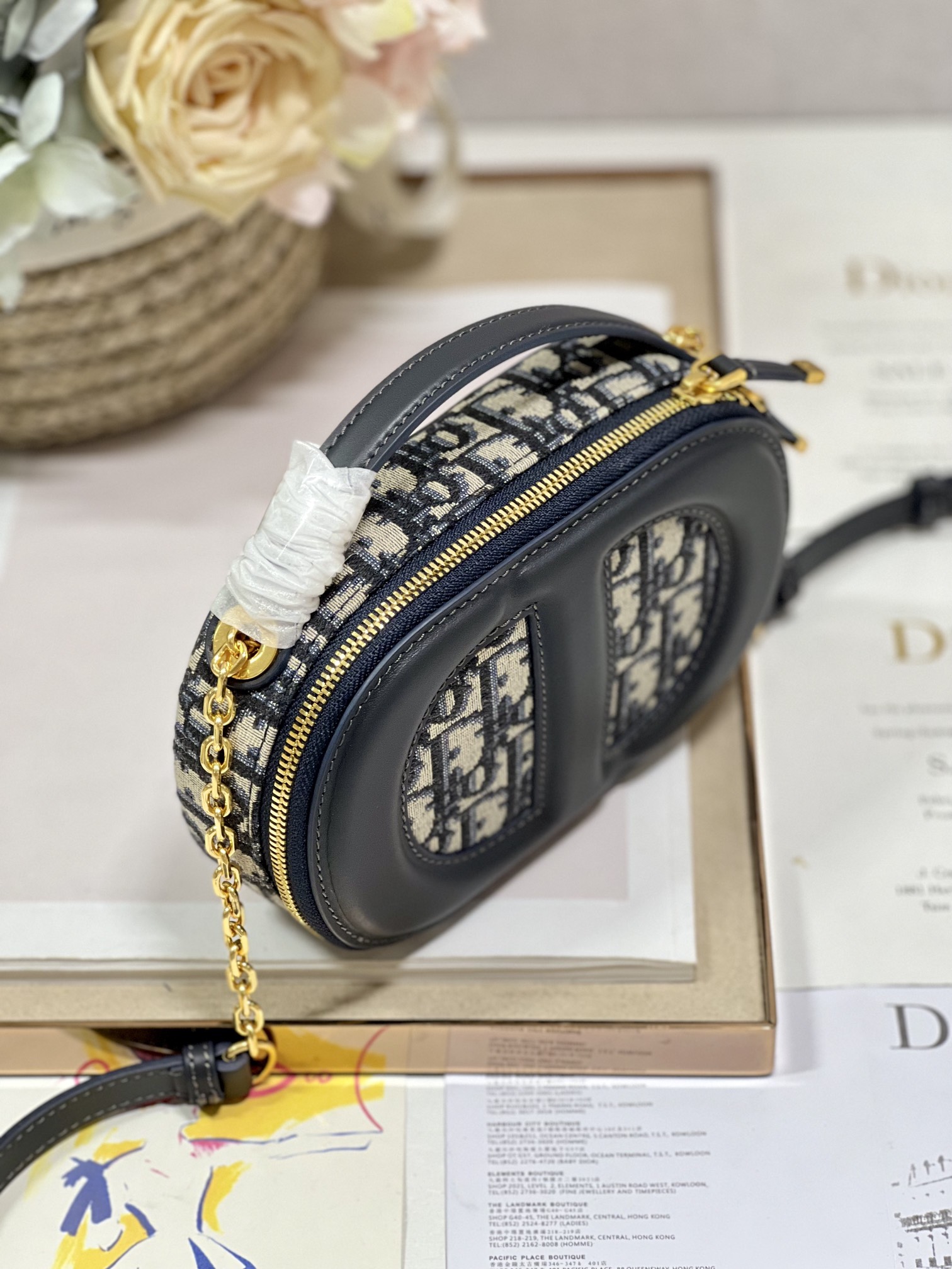 D*or cd signature oval camera bag