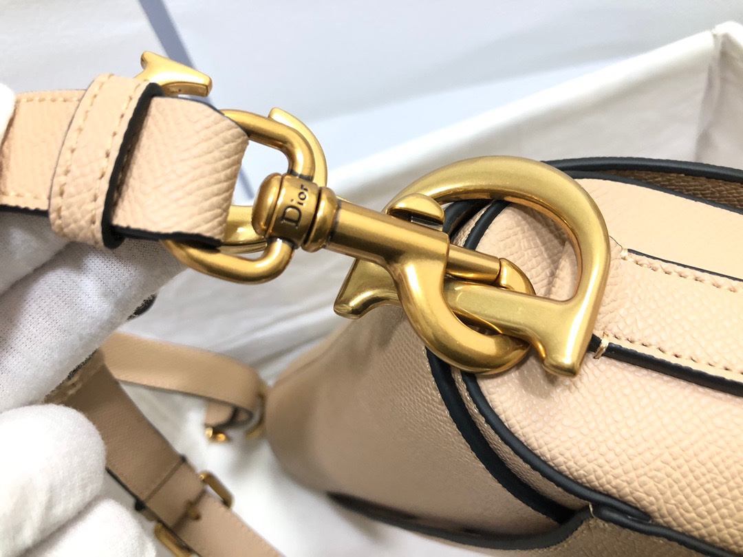 D*or saddle bag with strap